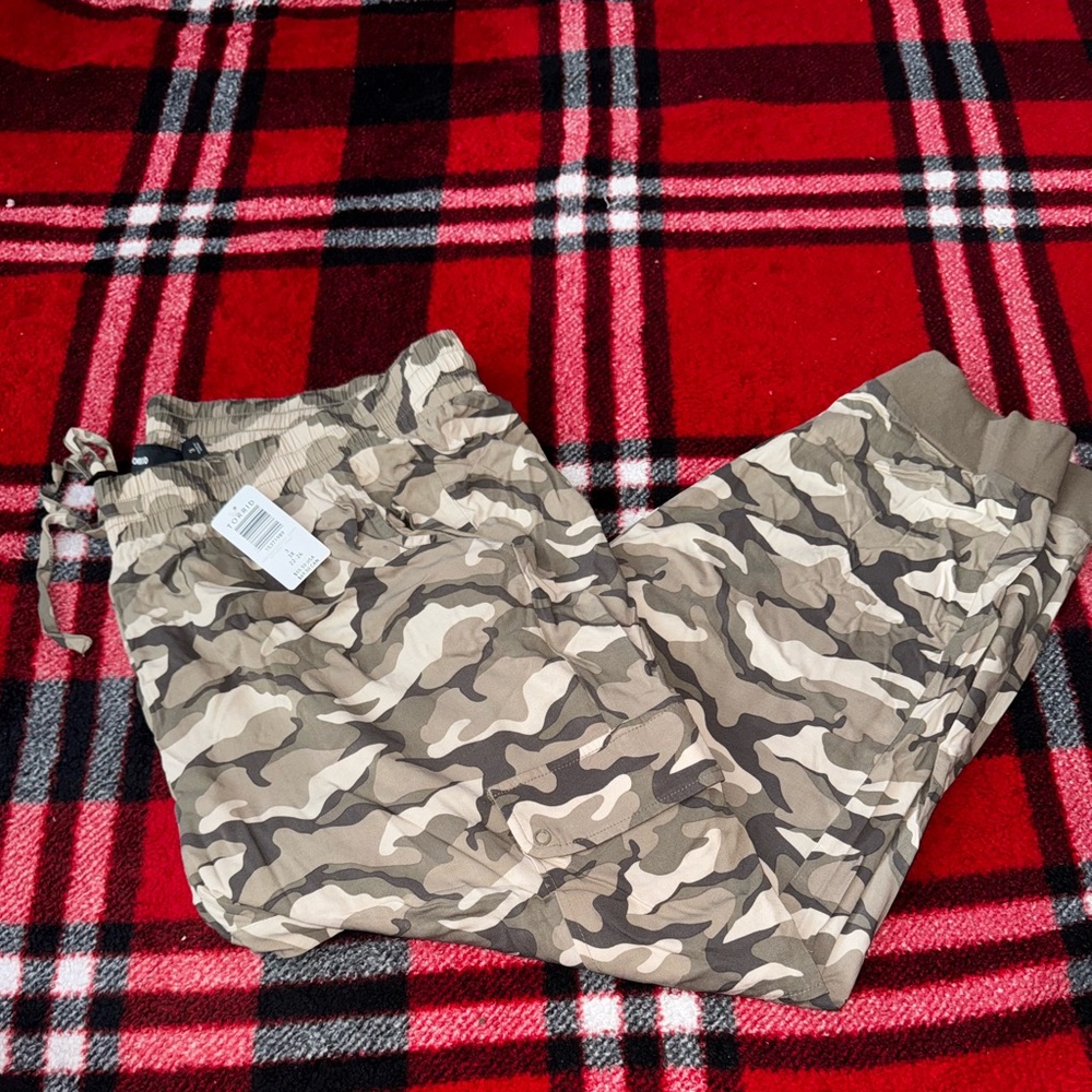 2/$35- Torrid Camouflage Joggers - Olive and Beige
